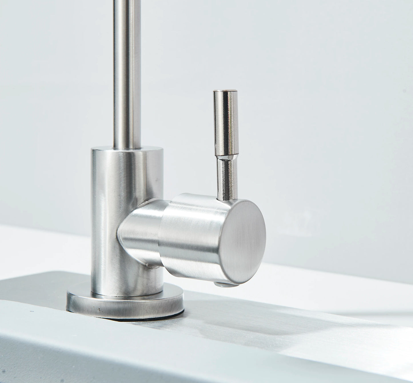 MYQualife Stainless Steel Kitchen Sink With Faucet And Soap Dispenser